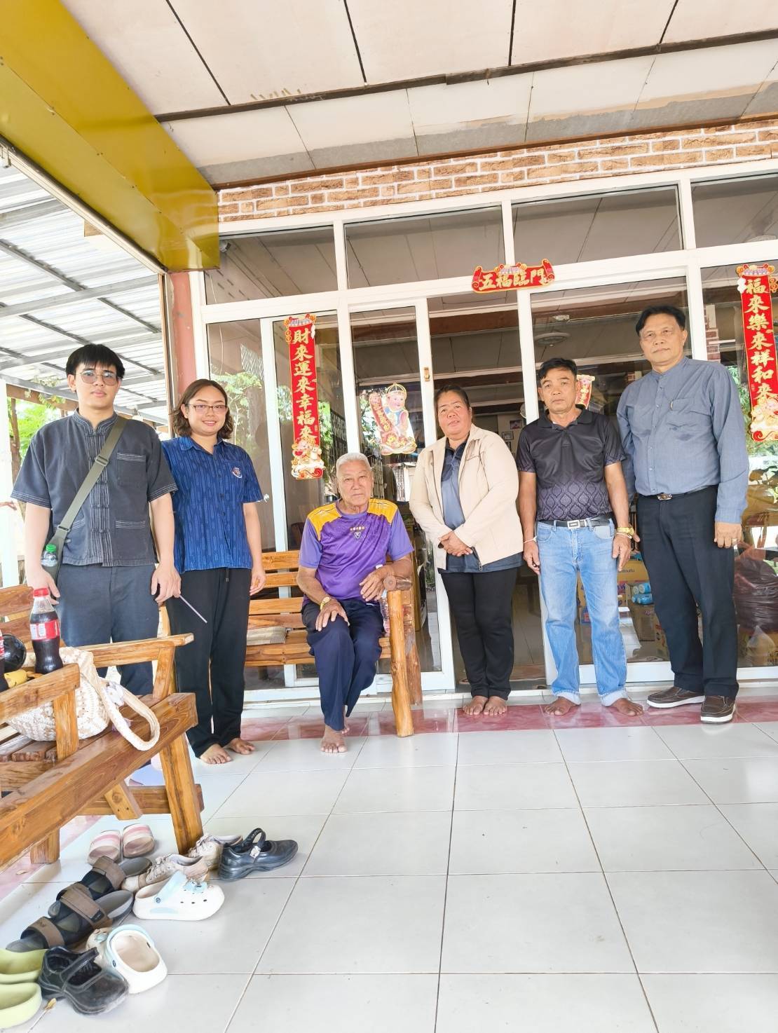 สพอ.หนองบัวแดง ลงพื้นที่ร่วมทีมปฏิบัติการแก้ไขปัญหาความยากจน ตรวจสอบครัวเรือนตกเกณฑ์ TPMAP