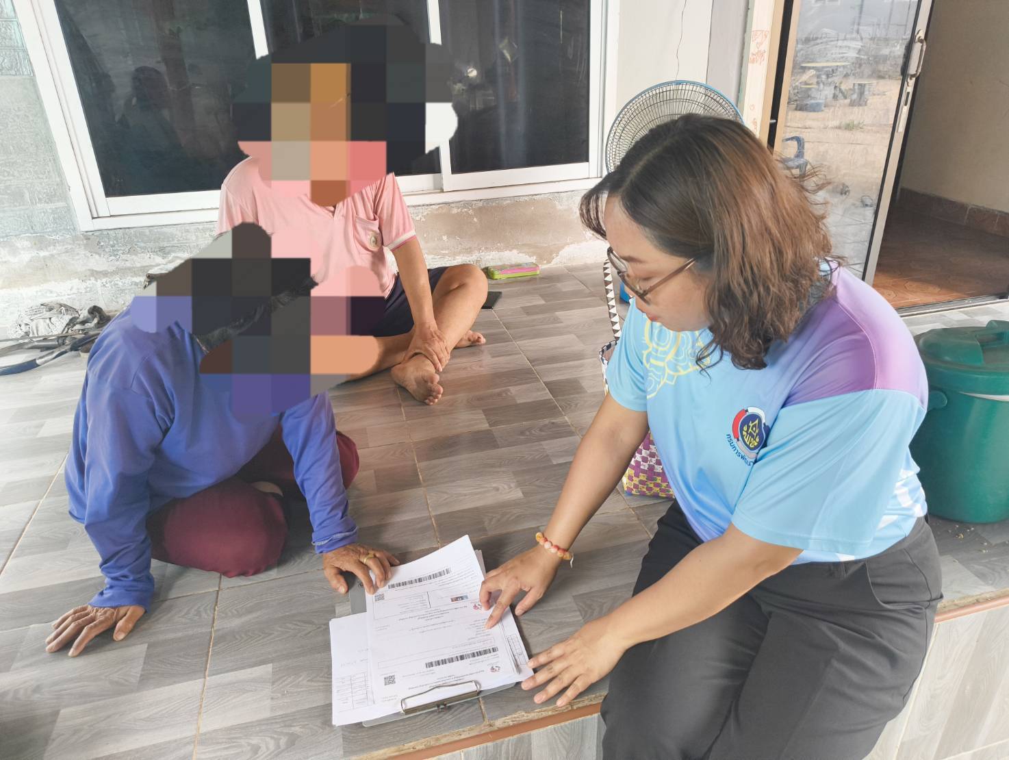 สพอ.หนองบัวแดง ลงพื้นที่ติดตามหนี้กองทุนพัฒนาบทบาทสตรี ตำบลคูเมือง และ ตำบลถ้ำวัวแดง